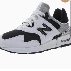 New Balance 997 Sport White/Black Spotted Heel Detail Size 9